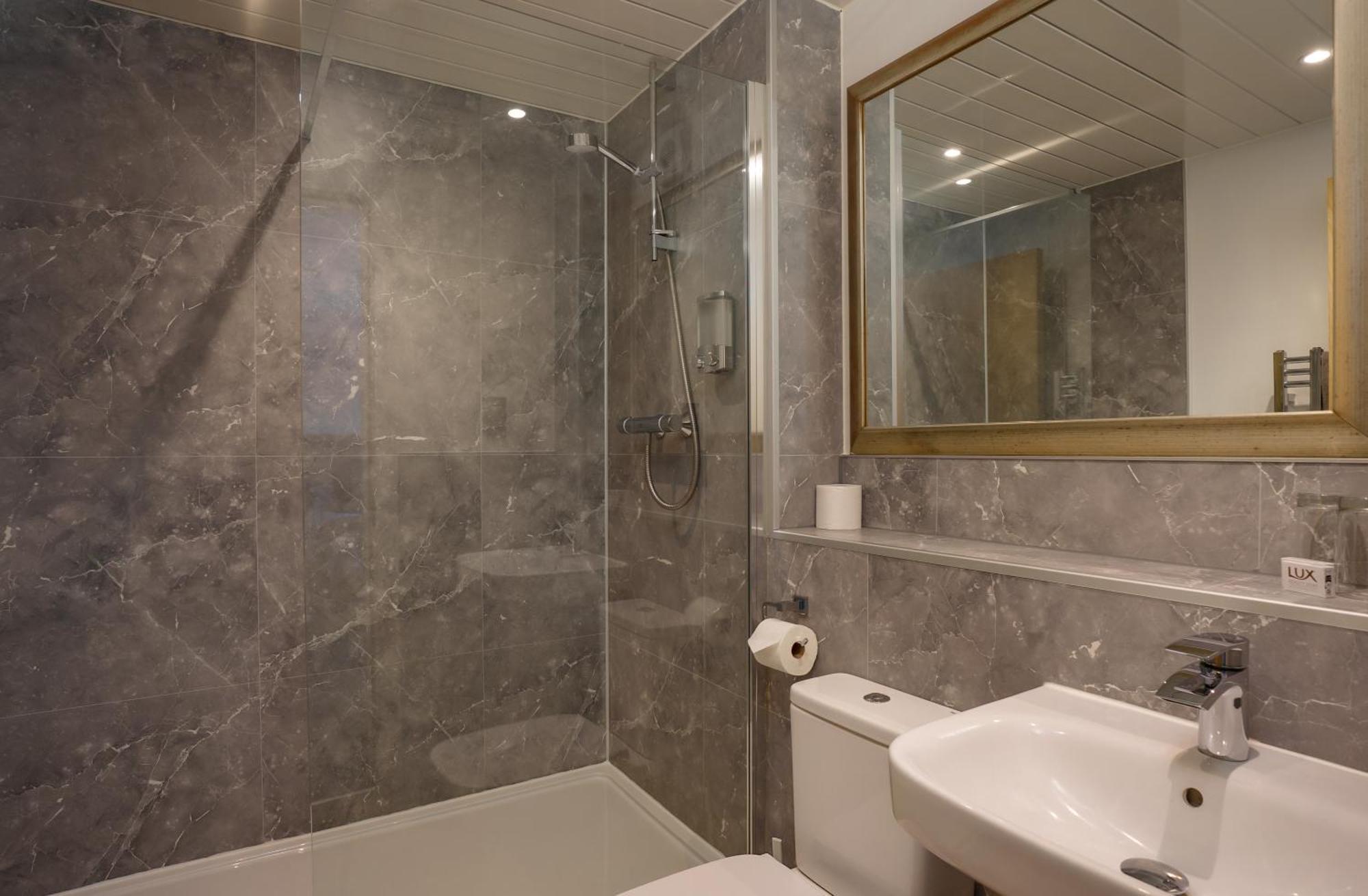 Hotel Oyster Connel